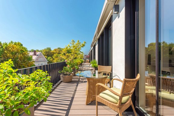 Ostterrasse mit ca. 58 m²