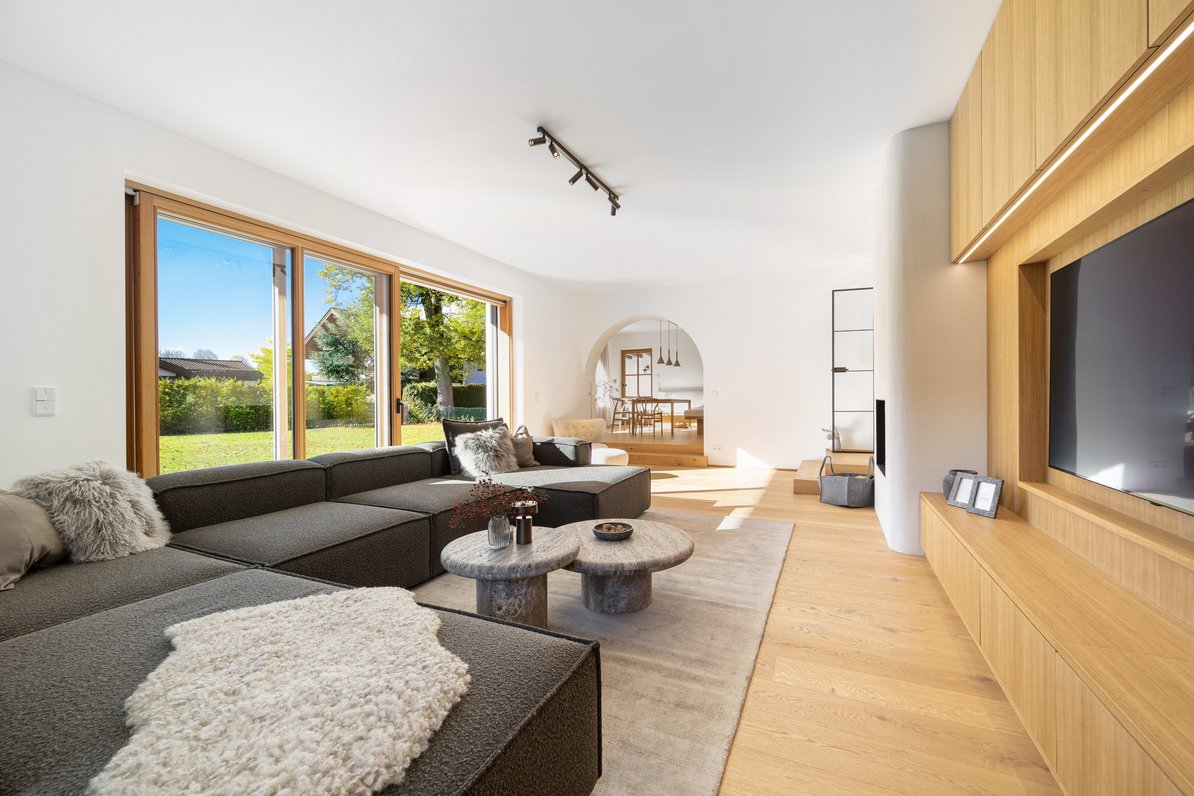 Warm feel-good ambience