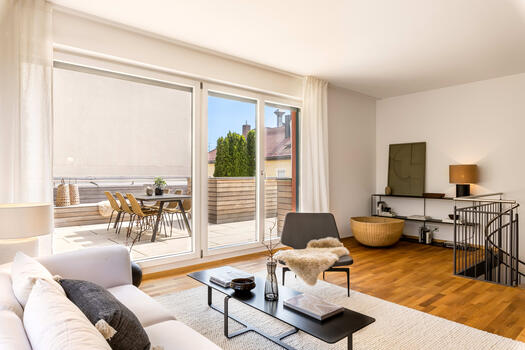 The maisonette level impresses with its spaciousness and abundance of light
