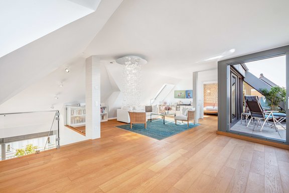 Wohngalerie mit Dachterrasse