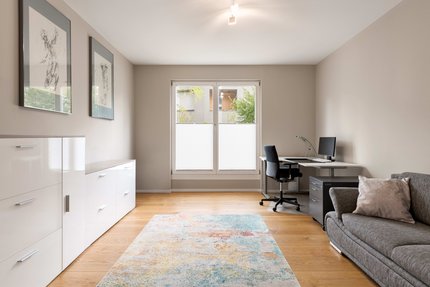 Arbeits- oder Kinderzimmer