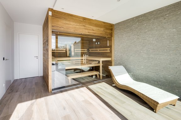 Sauna mit Relax-Ambiente