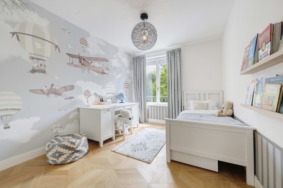 Helles Kinderzimmer 1