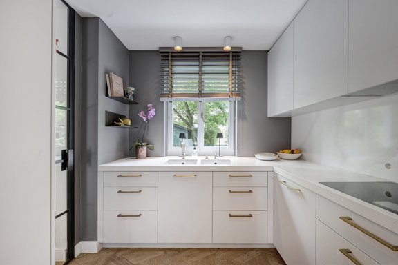 Hochwertige Schreinerküche