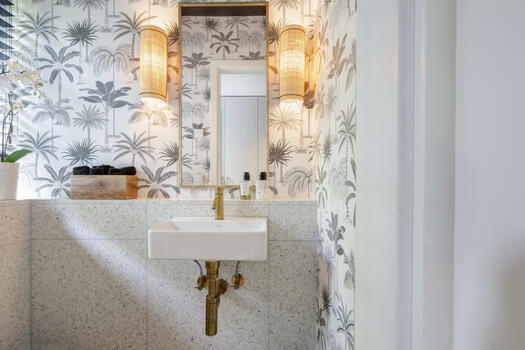 Stylish guest WC