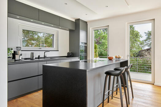 Aesthetic fitted kitchen