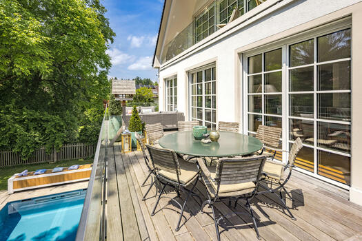 Open space with an idyllic view