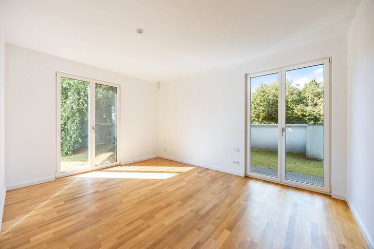 Schlafzimmer mit Gartenzugang