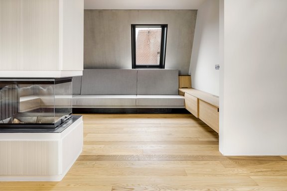 Wohnbereich mit Kamin