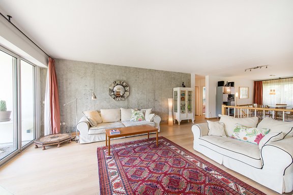 Living and dining area