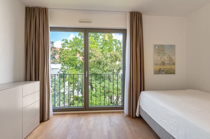 Schlafzimmer zum Innenhof