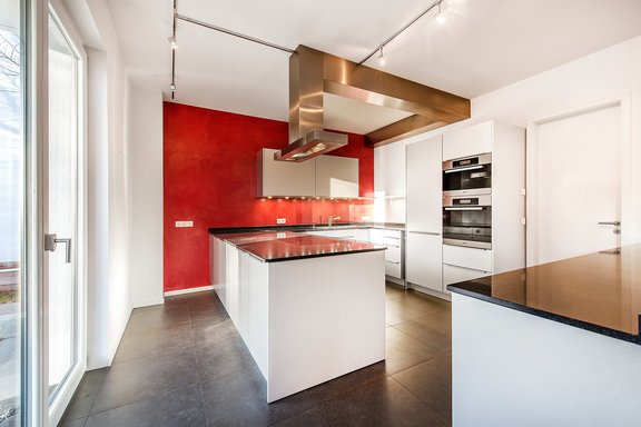 High quality fitted kitchen