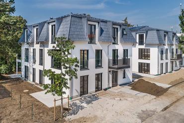 High-quality equipped townhouse with 3.5 rooms, hobby room and garden for first time occupancy