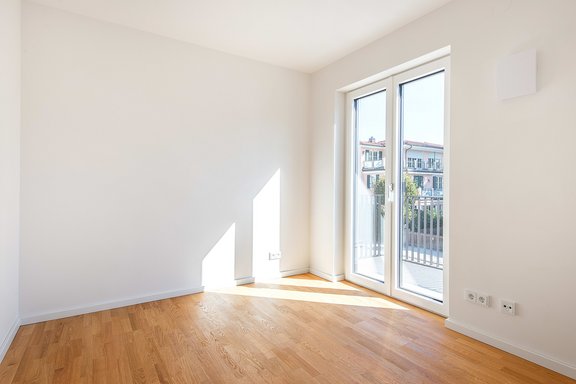 Children's room with access to the balcony