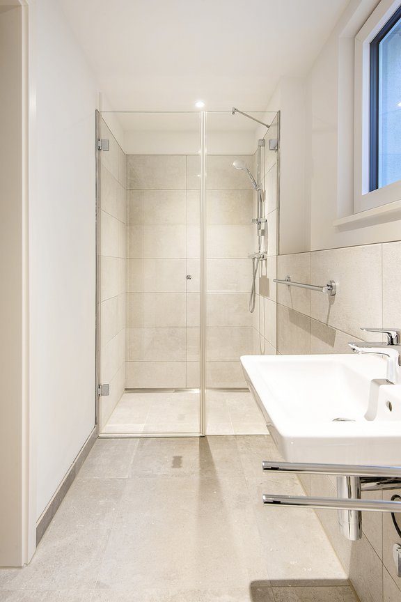 Shower room in the basement