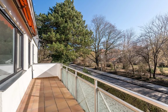 South-facing balcony with awning