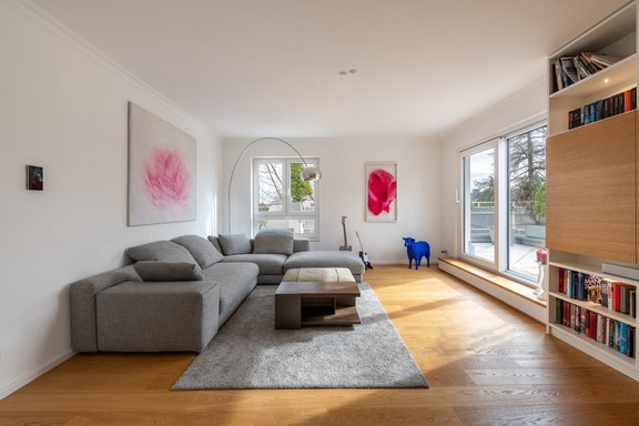 Wohnzimmer mit Terrasse