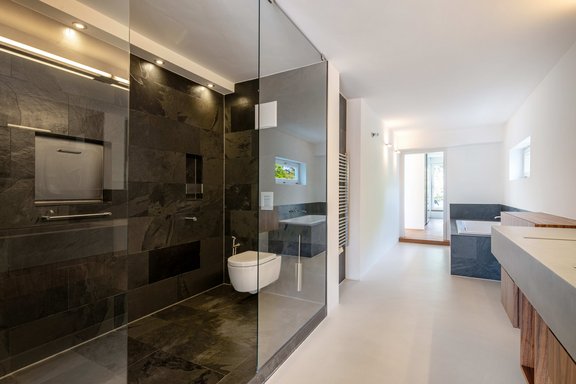 Purist designer bathroom