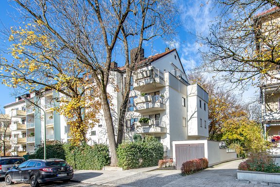 Gepflegtes Mehrfamilienhaus