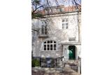 High quality renovated art nouveau townhouse with enchanting garden
