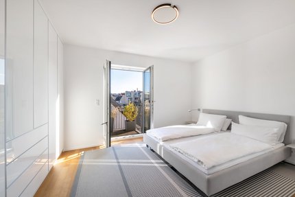 Schlafzimmer mit Balkon
