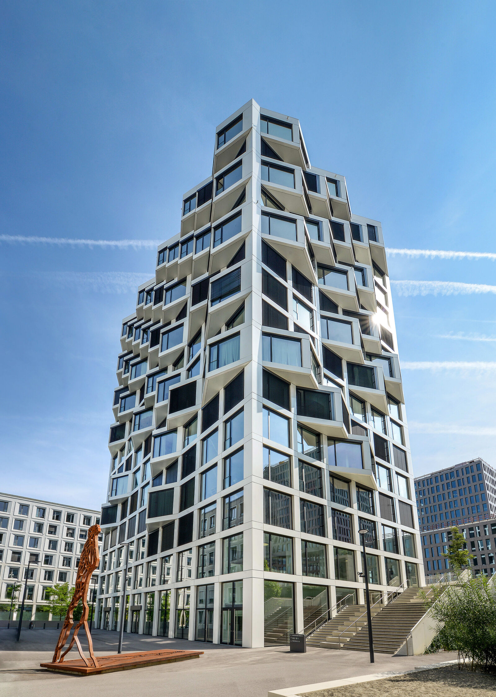 FRIENDS Tower № 1