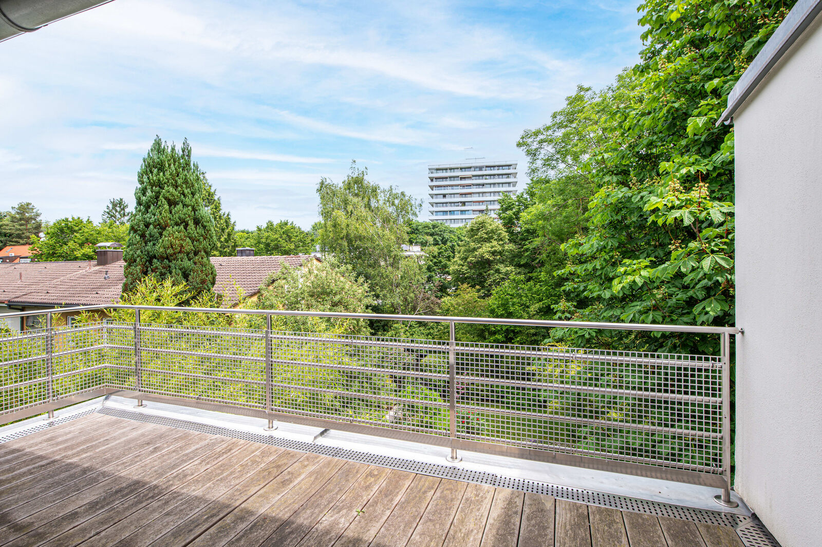 Dachterrasse mit weitem Blick