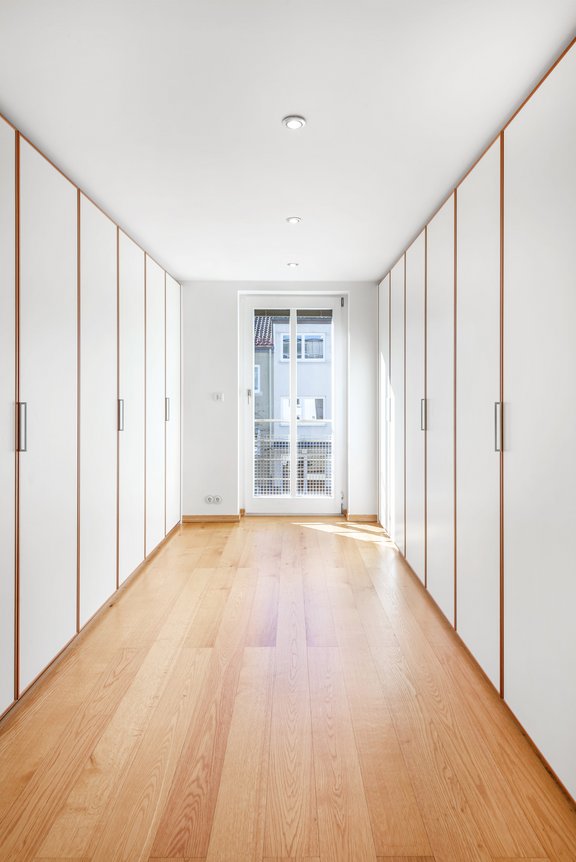 Ankleide mit Einbauten