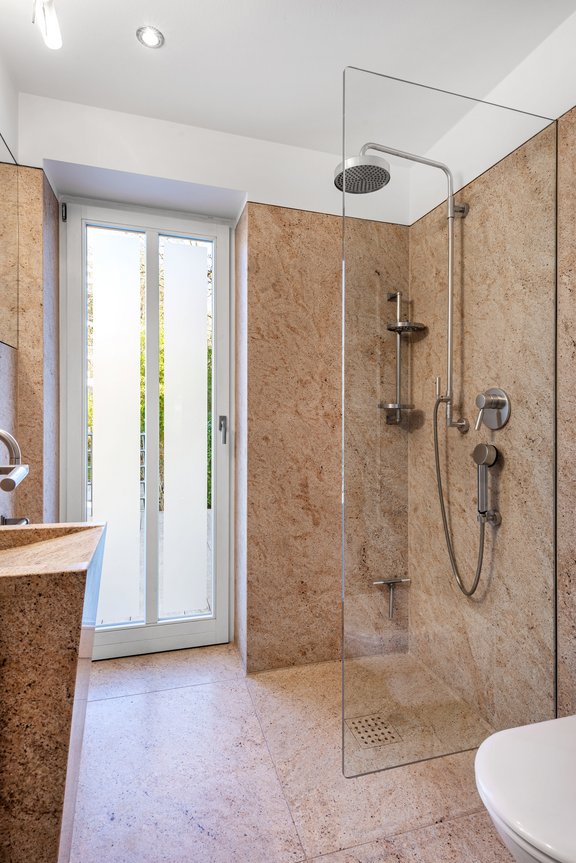 Komfortables Duschbad