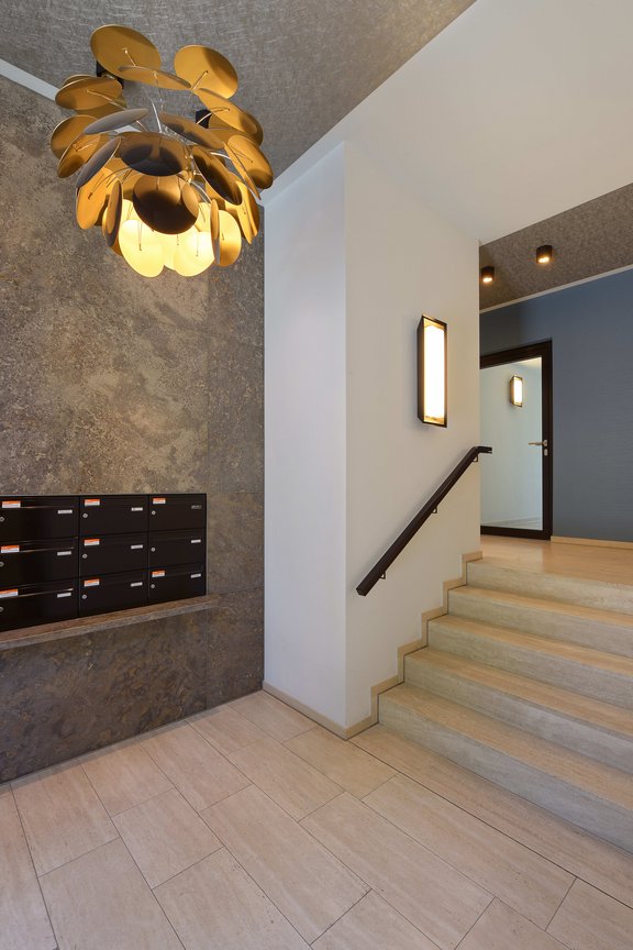 Repräsentatives Entree des Gebäudes