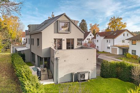 Hochwertiges Design-Domizil mit luxuriöser Ausstattung, Wärmepumpe und PV von 2021