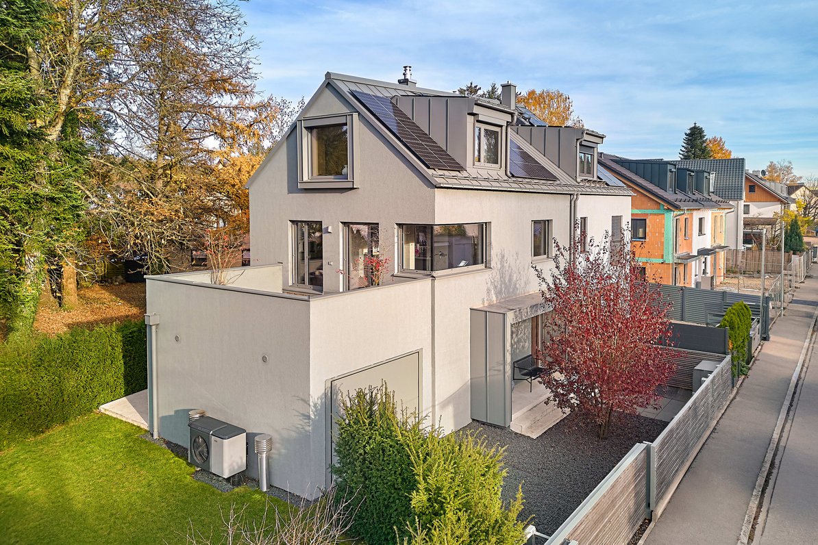 Hochwertige Haushälfte