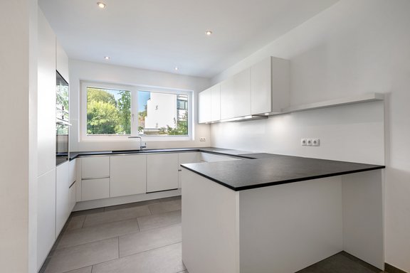 Zeitlose Schreinerküche