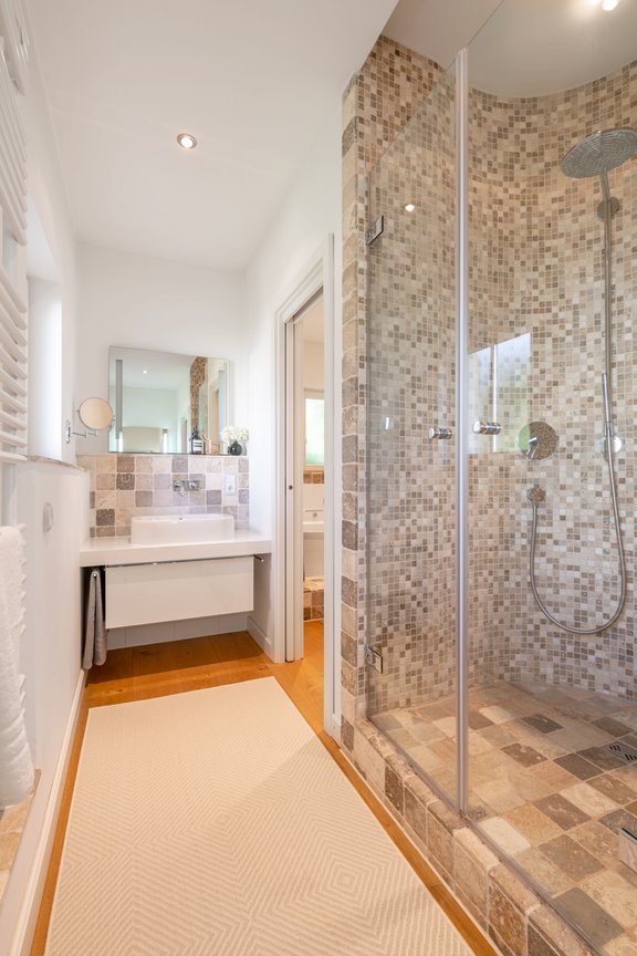 Apart gestaltetes Masterbad