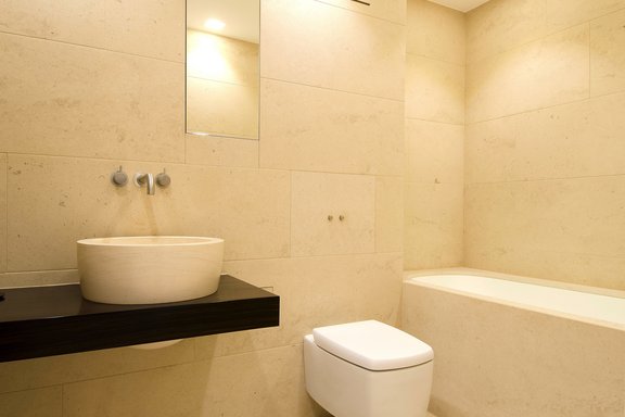 Designer-Bad mit Wanne