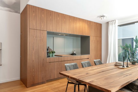 Edle Holzrausch-Küche