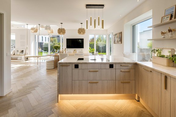 Exclusive fitted kitchen