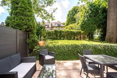 Helle 3,5-Zimmer-Gartenwohnung mit Südterrasse in Bestlage Herzogpark