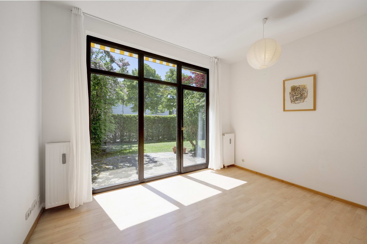 Living room and private garden