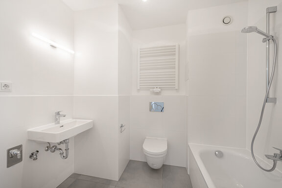 High-Quality Renovated Bathroom