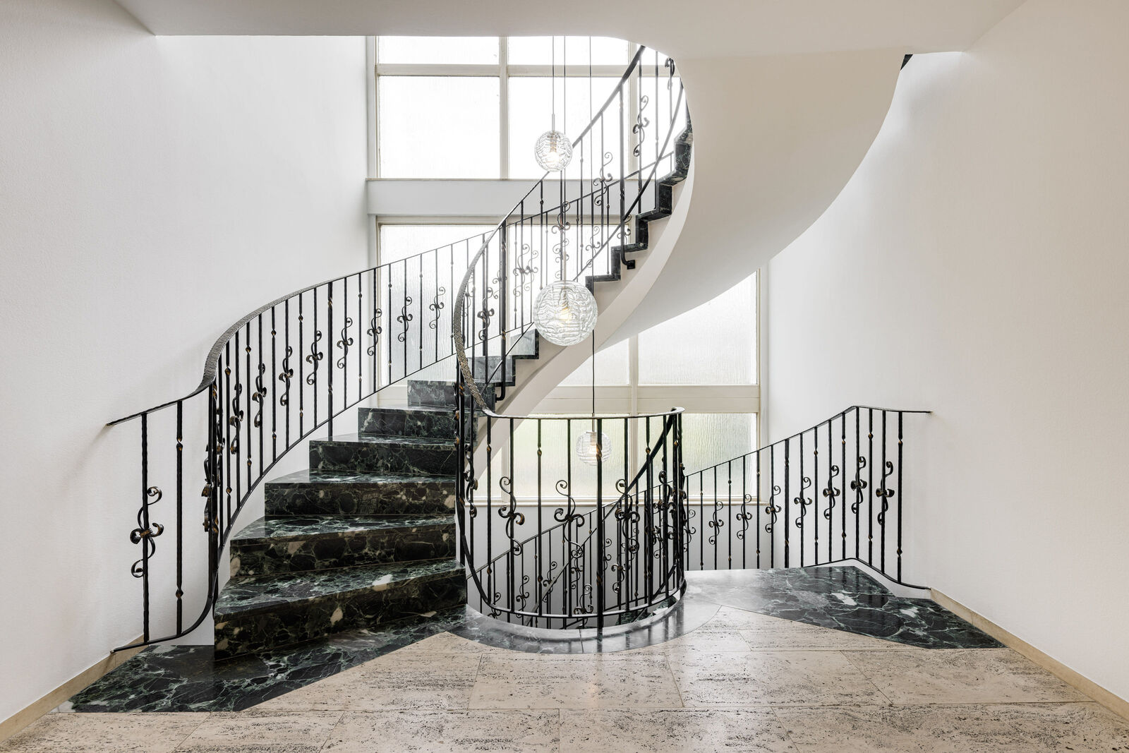 Helles Treppenhaus