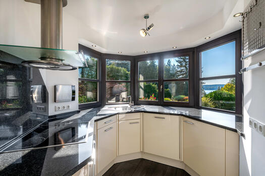 Kitchen with lake view