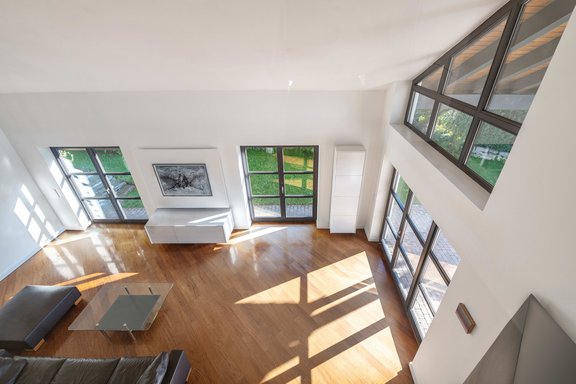 Beeindrucktender Luftraum