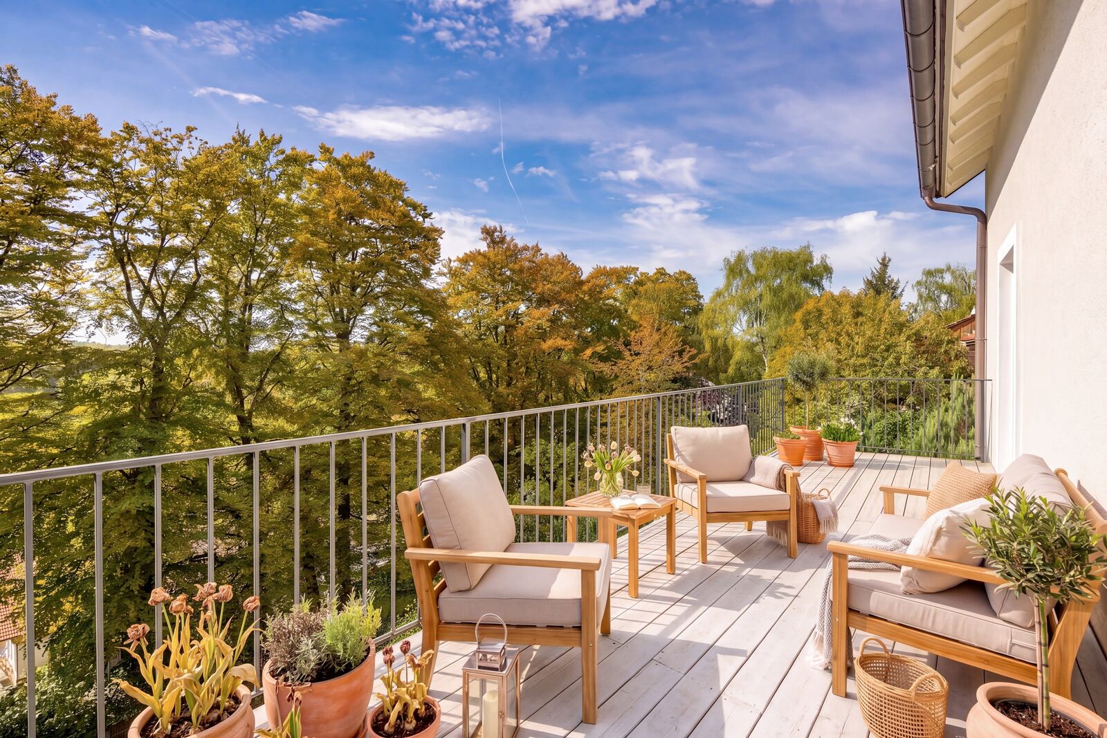 Balkon mit Blick ins Grüne