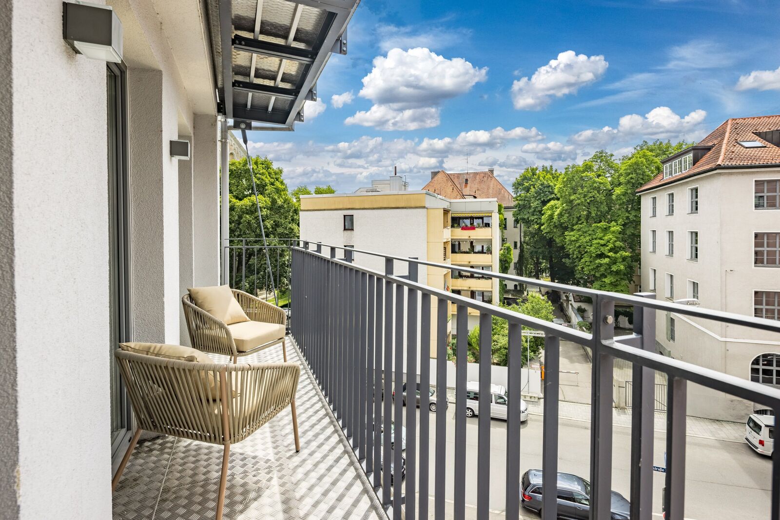 Sonniger Südwest-Balkon