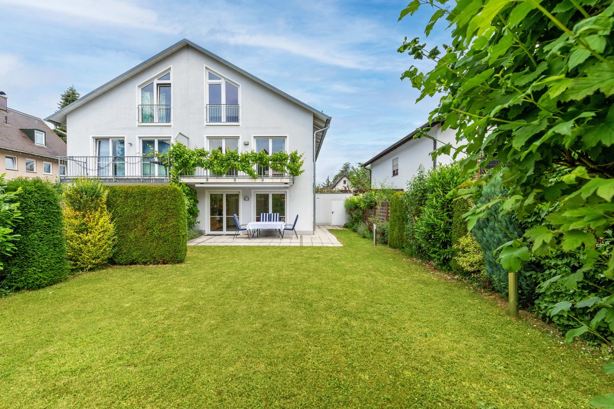 Familienfreundliche Haushälfte