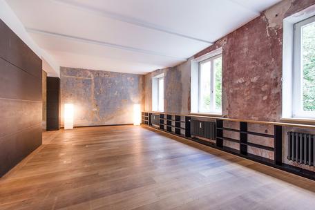 Individuelle 3-Zimmer-Wohnung mit Loft-Ambiente und Südbalkon in trendiger Toplage