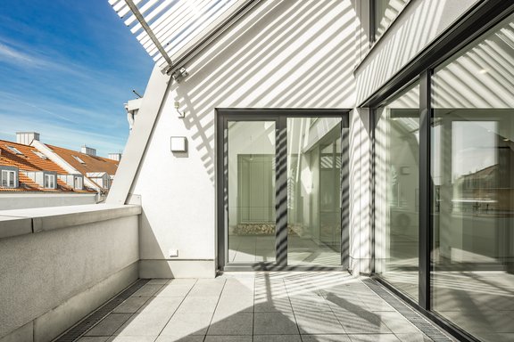 Sonnige Südwest-Terrasse