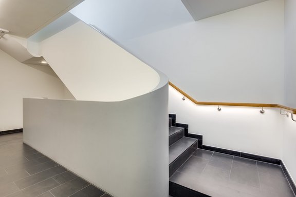 Minimalistisches Treppenhaus