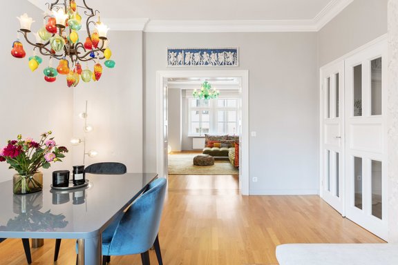 Sonnendurchflutetes Esszimmer